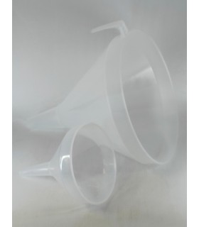 Entonnoir en plastique
